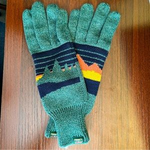 LL Bean Unisex Knit gloves NWOT